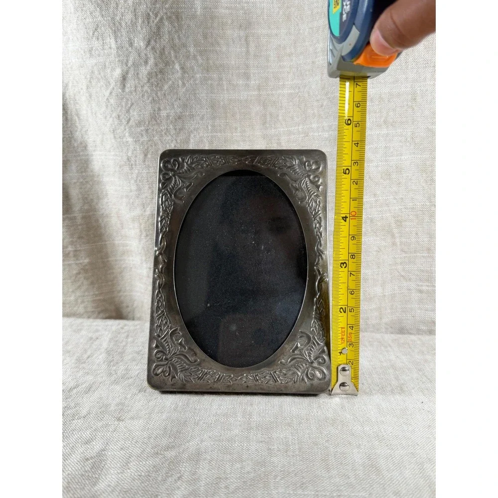 Vintage Picture Frame Good Ornate Silver Floral Oval Tabletop 3.5x5